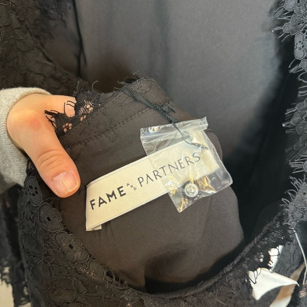 Fame And Partners The Tawny Romper Black Lace - Picture 13 of 16